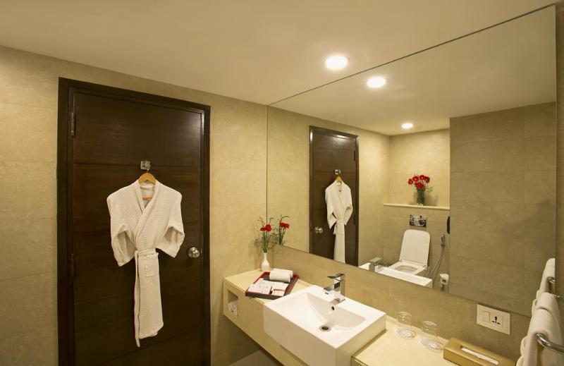 Kings Forth Hotels New Delhi Eksteriør billede